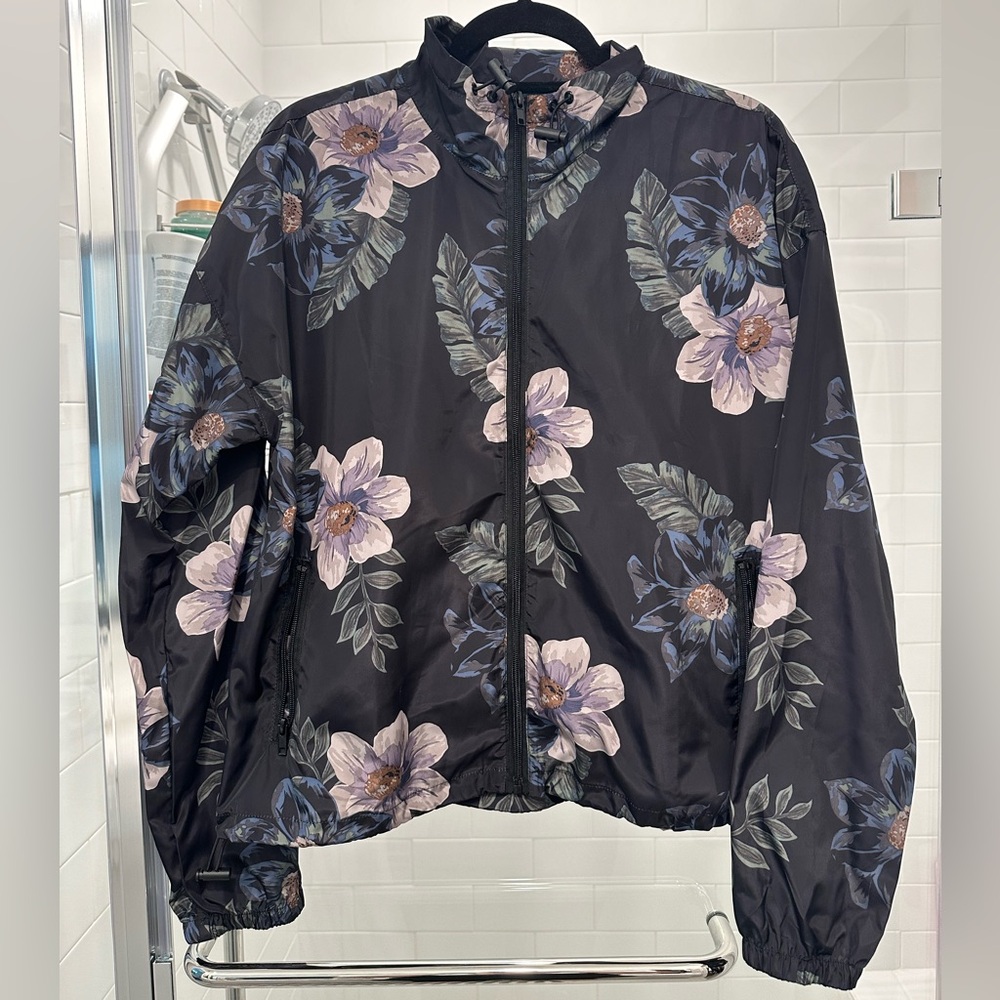 Lightweight jacket